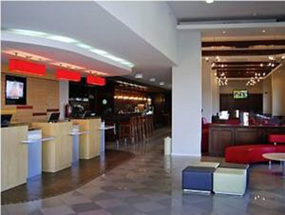 Ibis Santiago Estacion Central Extérieur photo