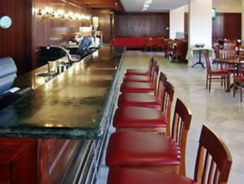 Ibis Santiago Estacion Central Extérieur photo